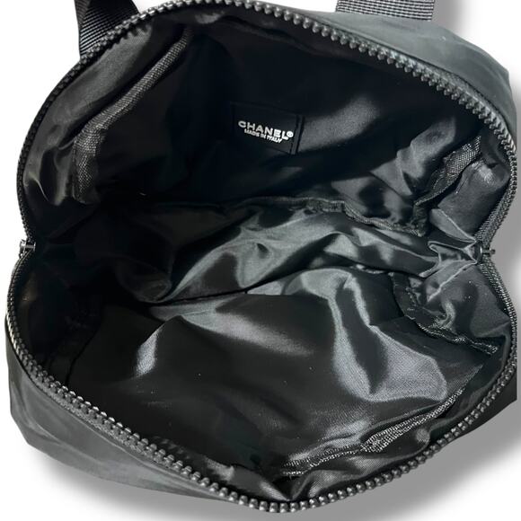 Black Chanel Puffer Makeup Cosmetic Pouch - New In Bag (W/Dust-bag) - Picture 7 of 11